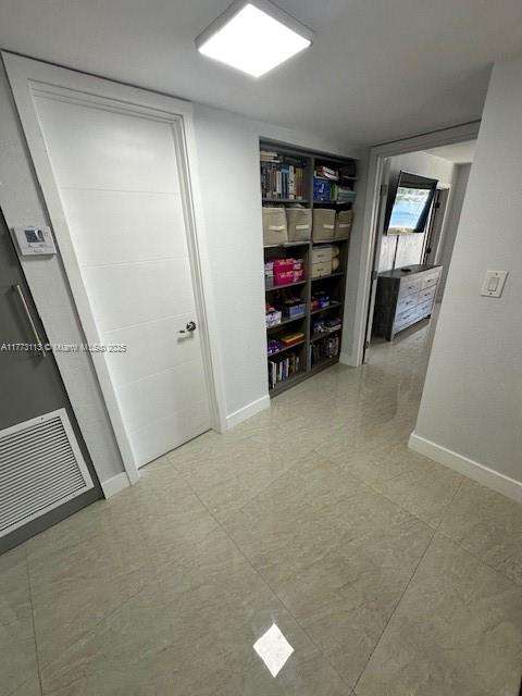 Small Image of 8920 PALM TREE LN #8920, Pembroke Pines Number 57