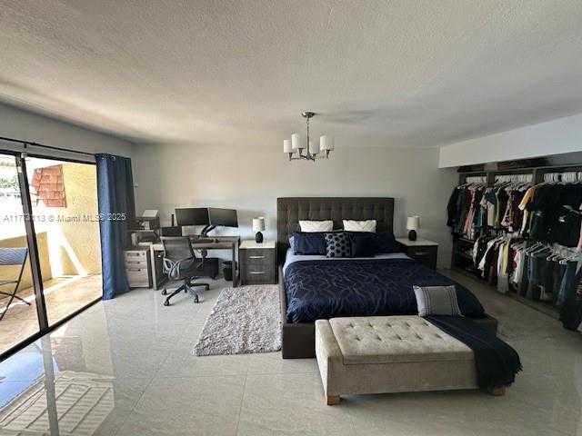 Small Image of 8920 PALM TREE LN #8920, Pembroke Pines Number 60