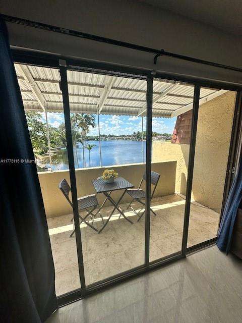 Small Image of 8920 PALM TREE LN #8920, Pembroke Pines Number 68
