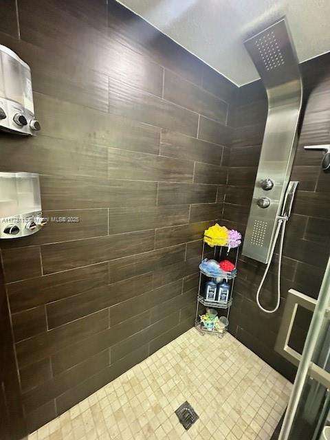 Small Image of 8920 PALM TREE LN #8920, Pembroke Pines Number 73