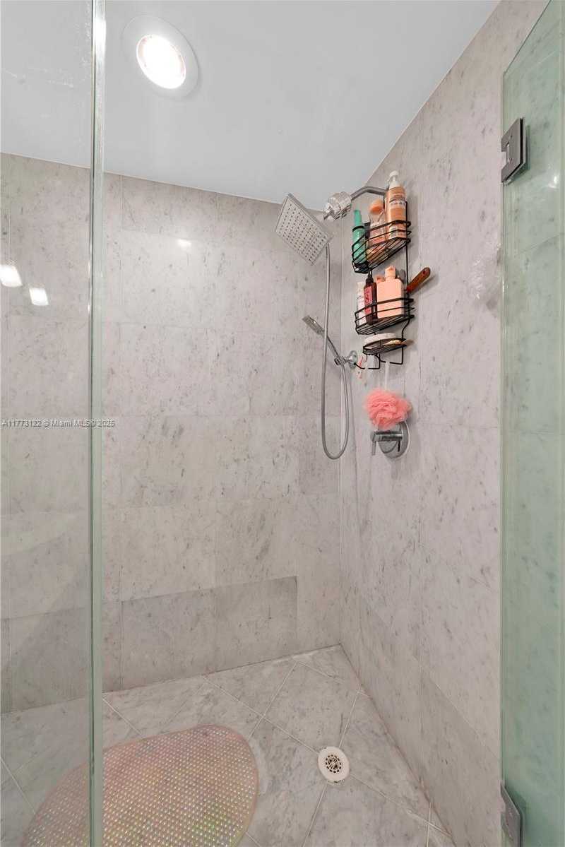 Imagen de Pequeño Objeto