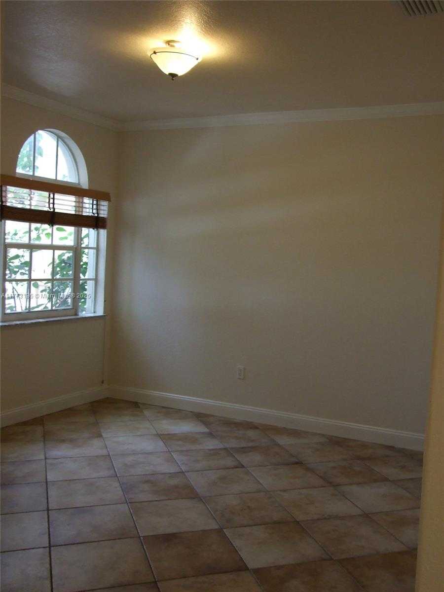 Small Image of 14082 SOUTH WEST 50TH CT, Miramar Number 7