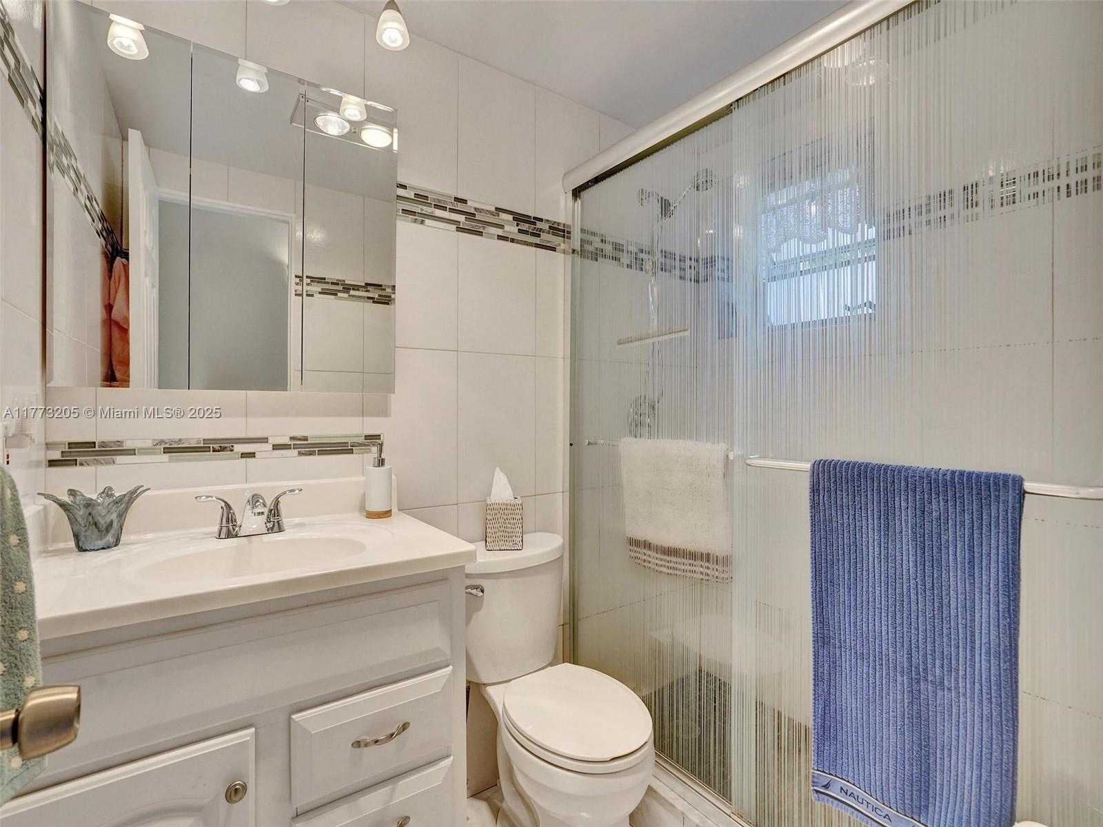 Small Image of 17090 NORTH EAST 14TH AVE #104, North Miami Beach Number 12