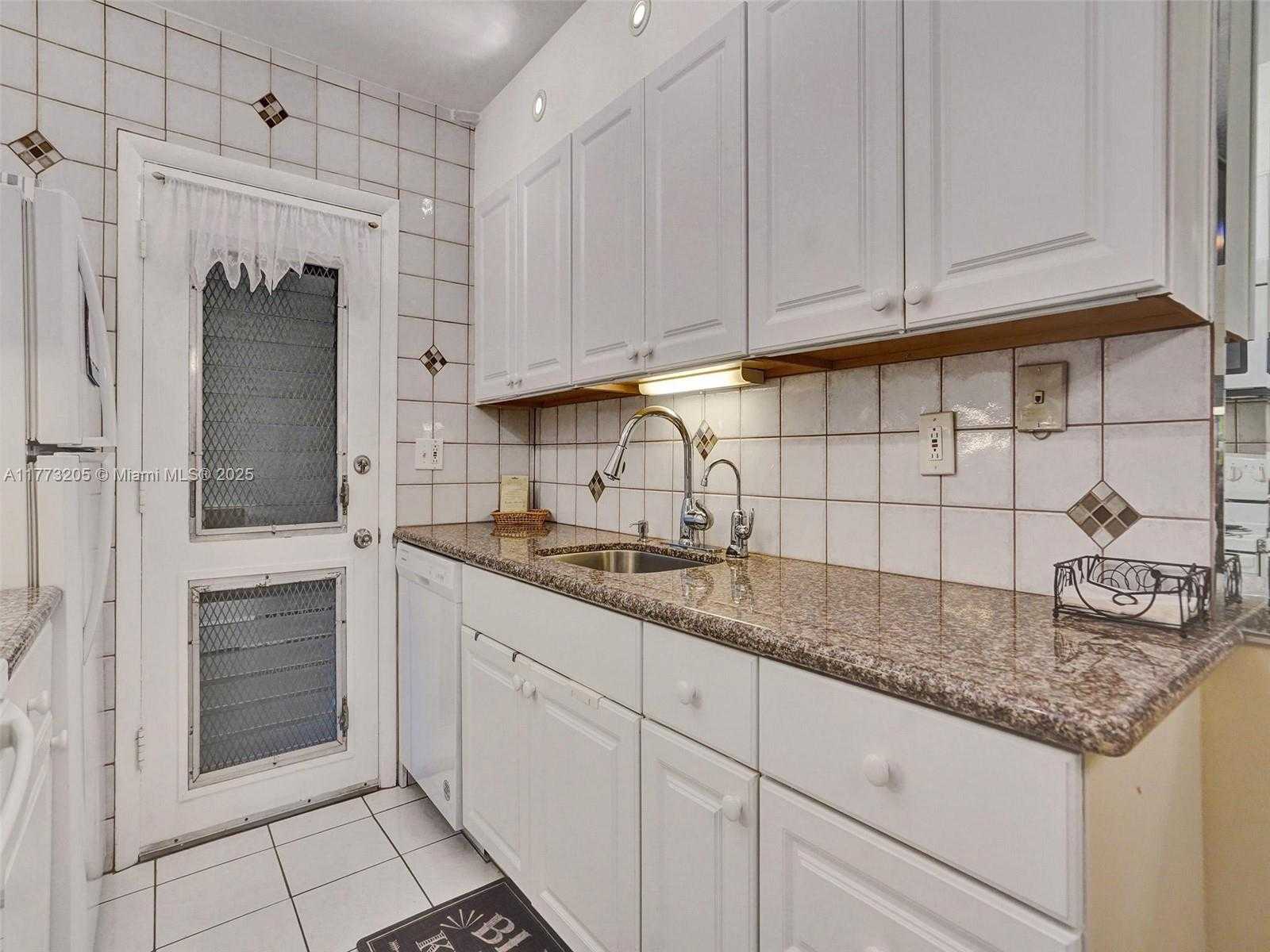 Small Image of 17090 NORTH EAST 14TH AVE #104, North Miami Beach Number 6