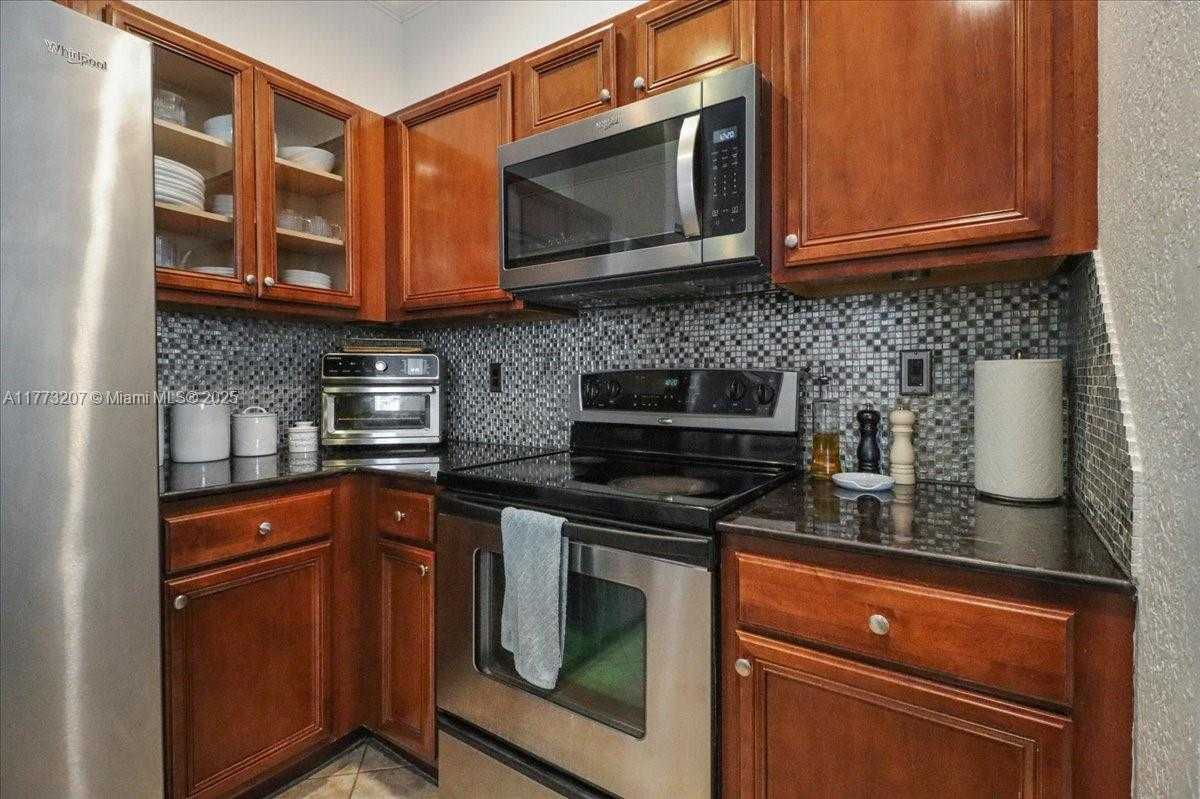 Small Image of 4371 SOUTH WEST 131ST LN #3204, Miramar Number 15