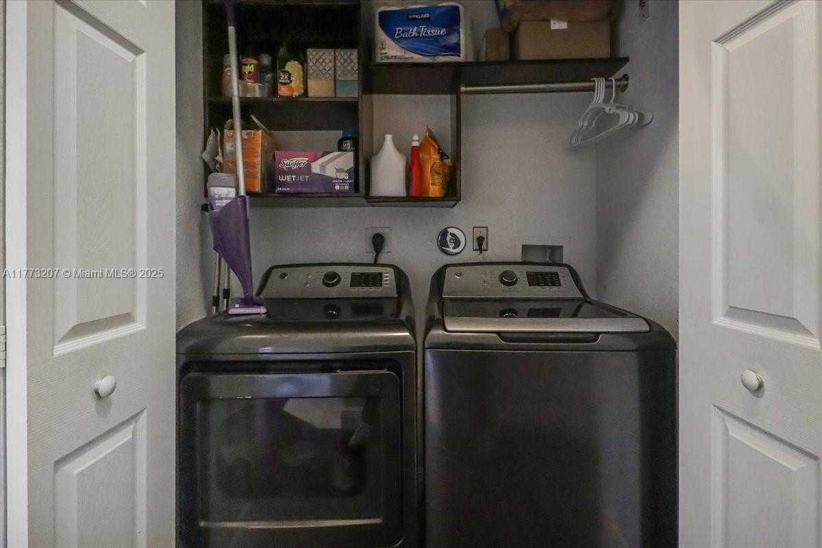 Small Image of 4371 SOUTH WEST 131ST LN #3204, Miramar Number 23
