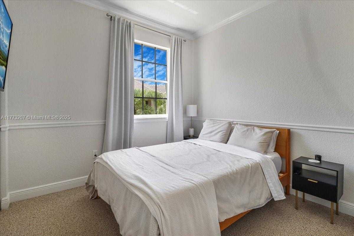 Small Image of 4371 SOUTH WEST 131ST LN #3204, Miramar Number 26