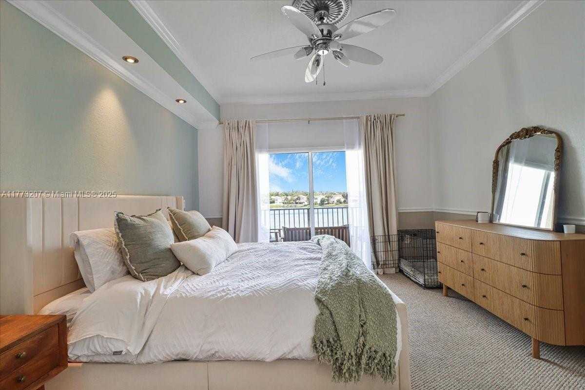 Small Image of 4371 SOUTH WEST 131ST LN #3204, Miramar Number 32