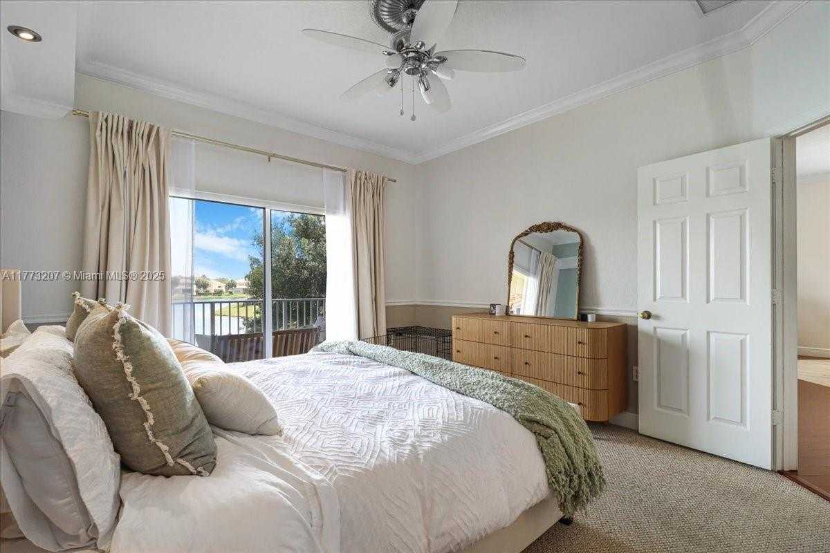 Small Image of 4371 SOUTH WEST 131ST LN #3204, Miramar Number 33