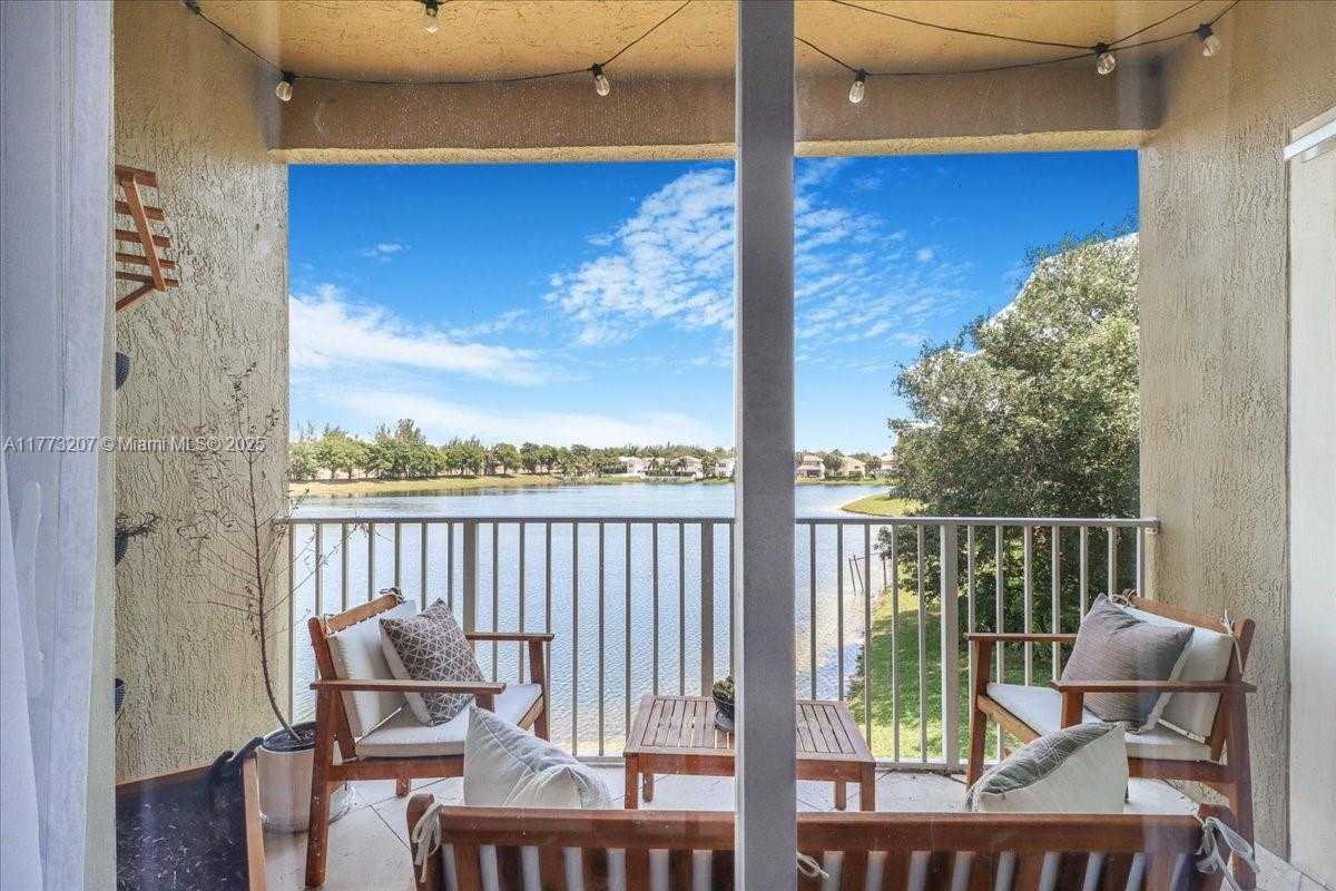 Small Image of 4371 SOUTH WEST 131ST LN #3204, Miramar Number 37