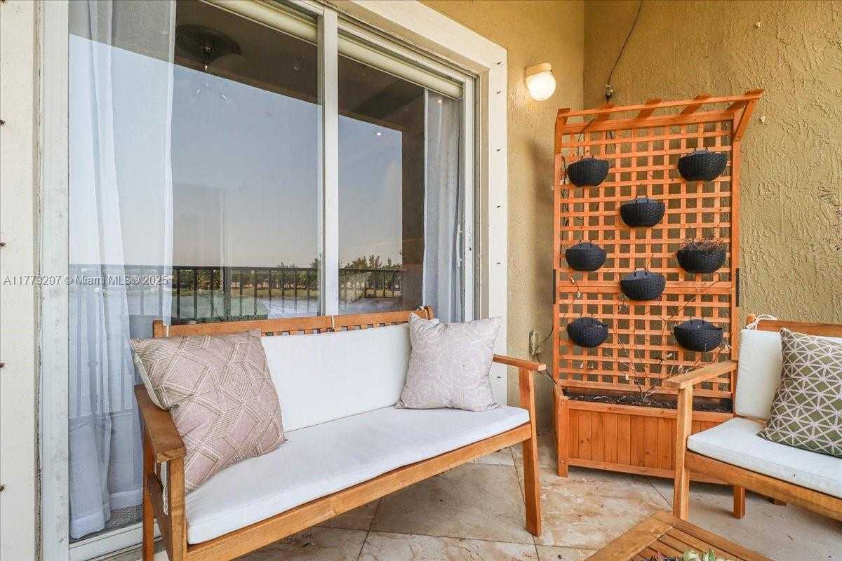 Small Image of 4371 SOUTH WEST 131ST LN #3204, Miramar Number 48