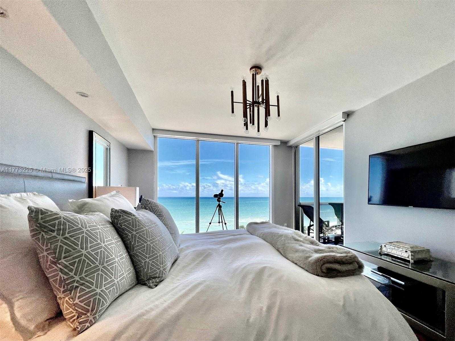 Small Image of 1850 SOUTH OCEAN DR #1004, Hallandale Beach Number 18