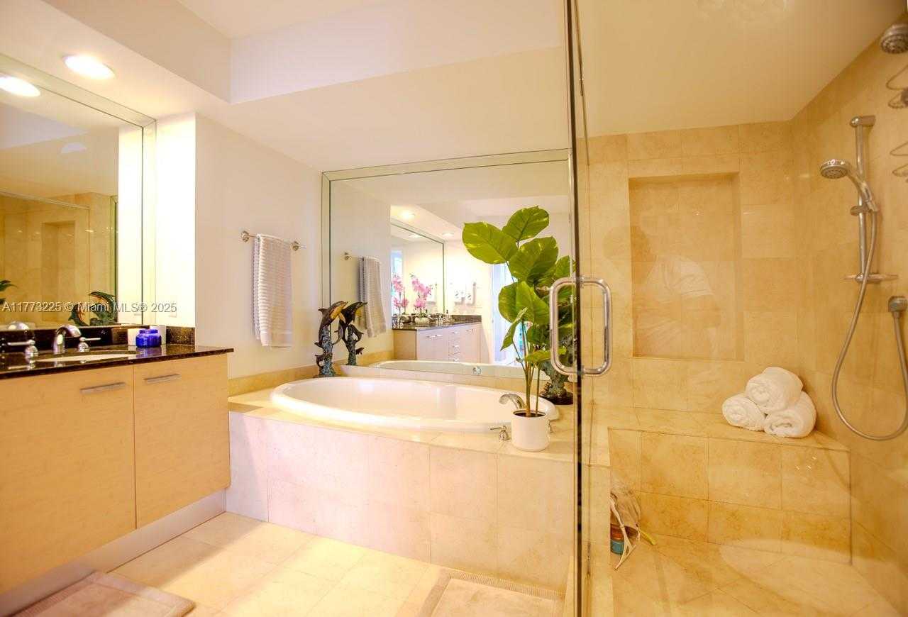 Small Image of 1850 SOUTH OCEAN DR #1004, Hallandale Beach Number 20