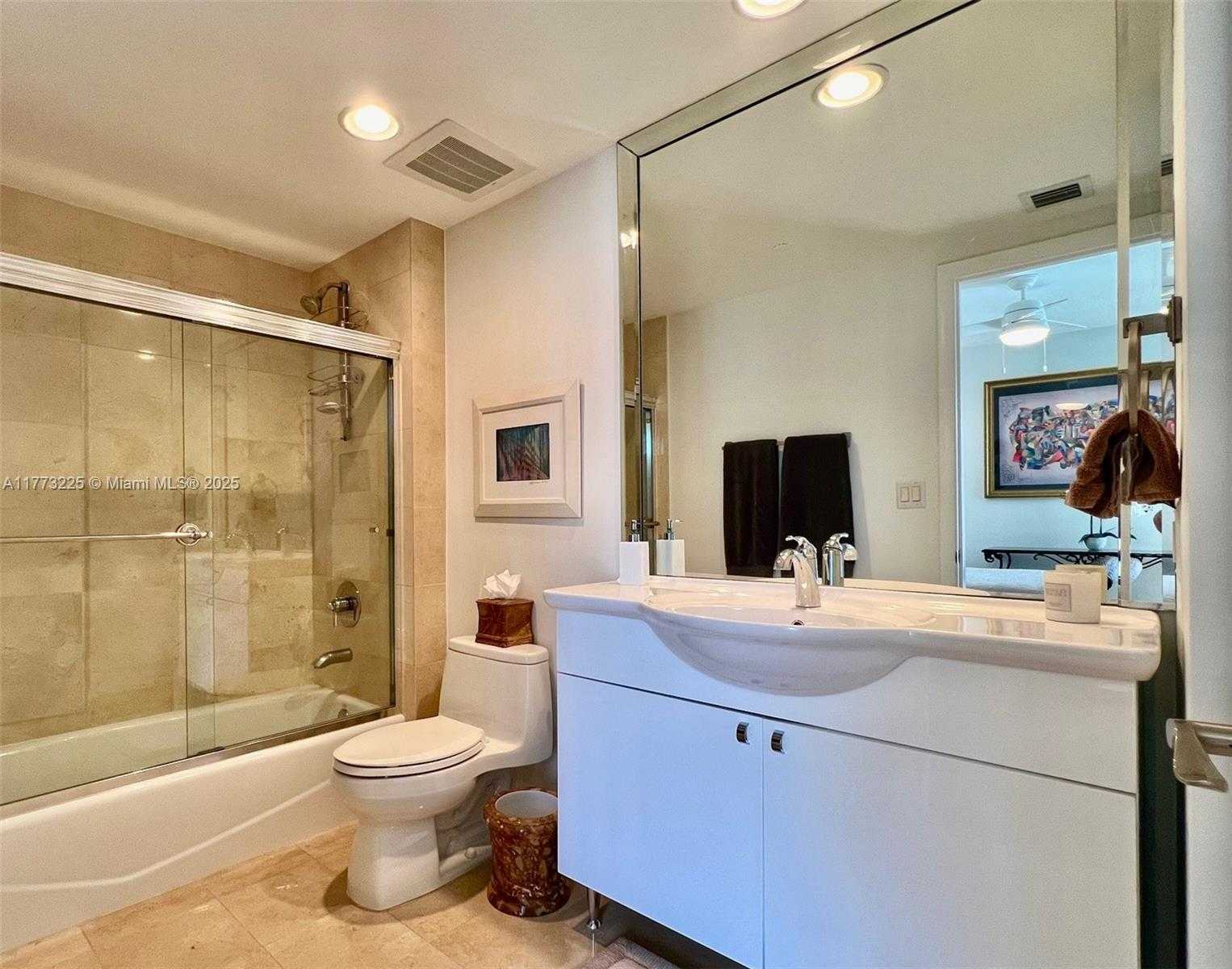 Small Image of 1850 SOUTH OCEAN DR #1004, Hallandale Beach Number 27