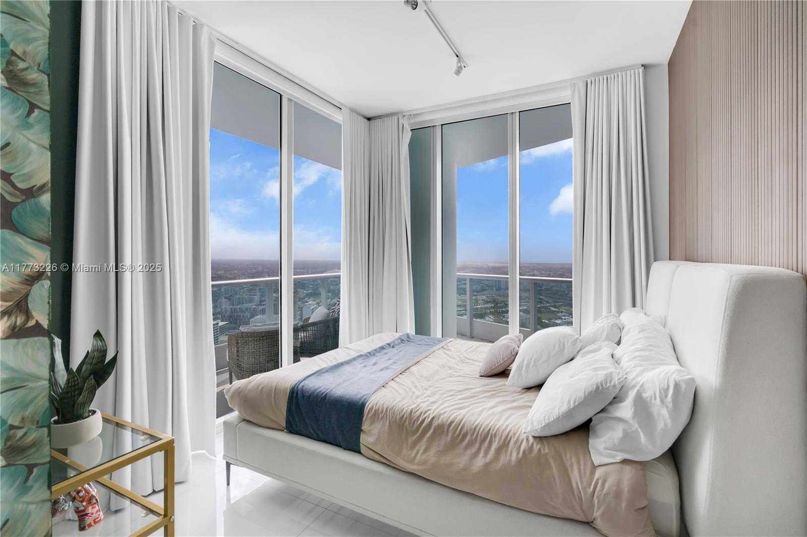 Small Image of 900 BISCAYNE BLVD #6109, Miami Number 18