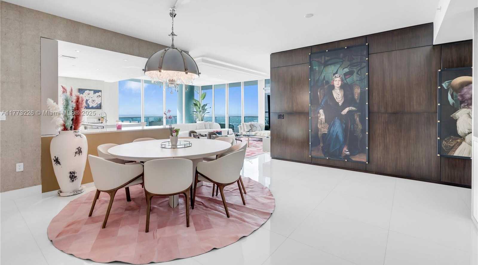Small Image of 900 BISCAYNE BLVD #6109, Miami Number 4