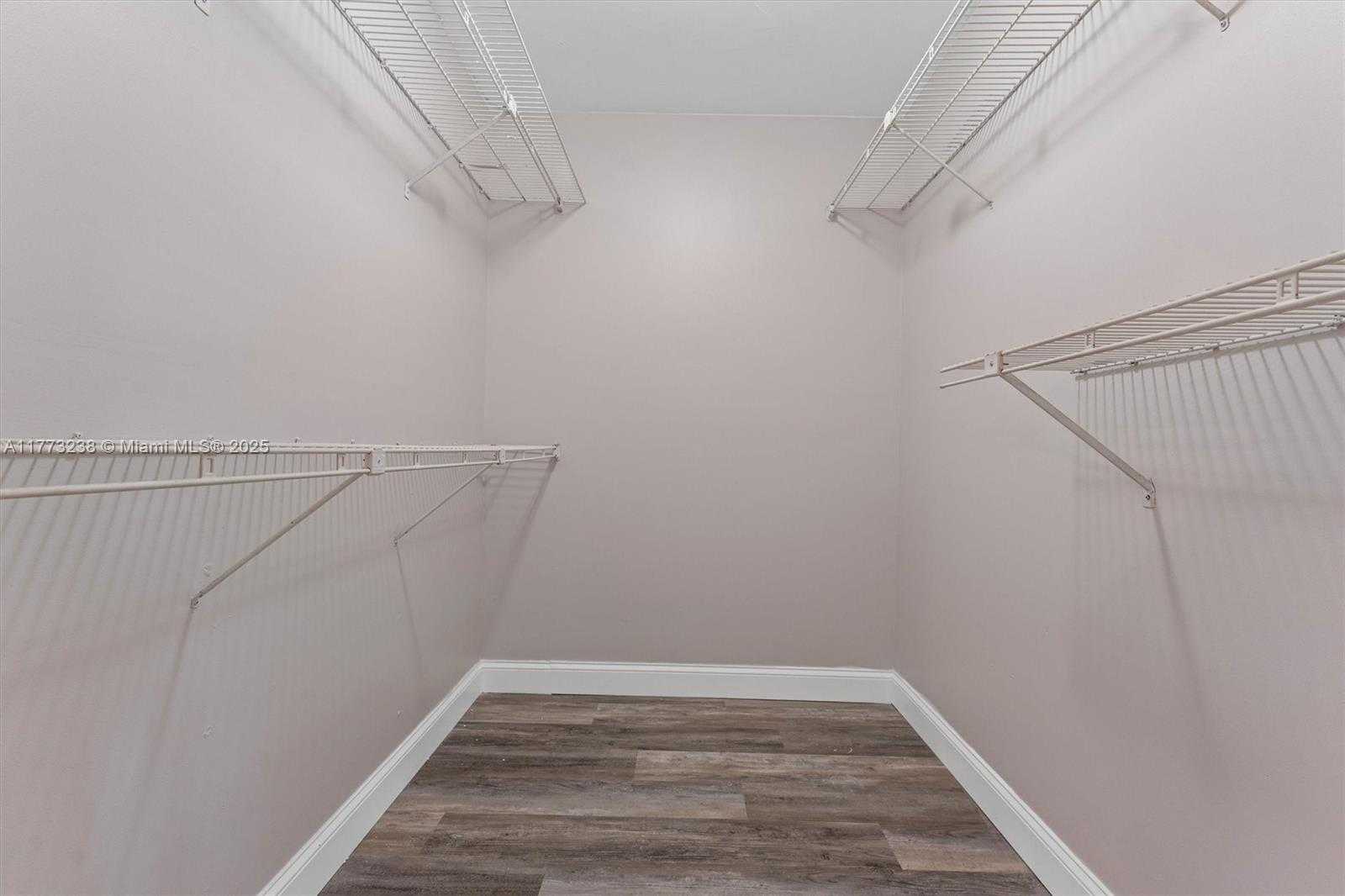 Small Image of 6563 RACQUET CLUB DR #124, Lauderhill Number 13