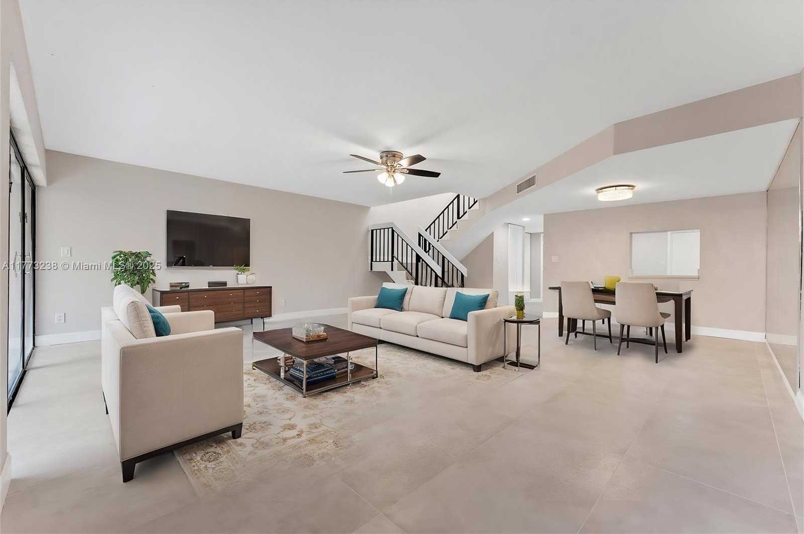 Small Image of 6563 RACQUET CLUB DR #124, Lauderhill Number 4