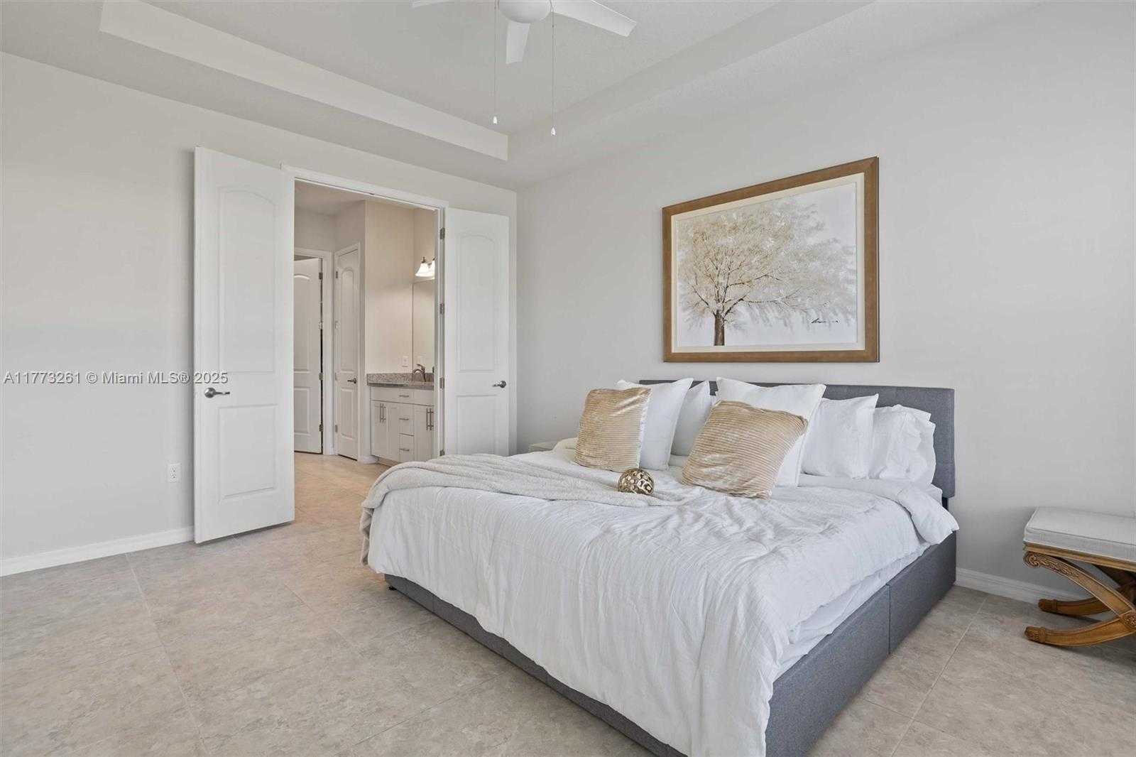 Small Image of 21824 CANADENSIS CIR #102, Boca Raton Number 20