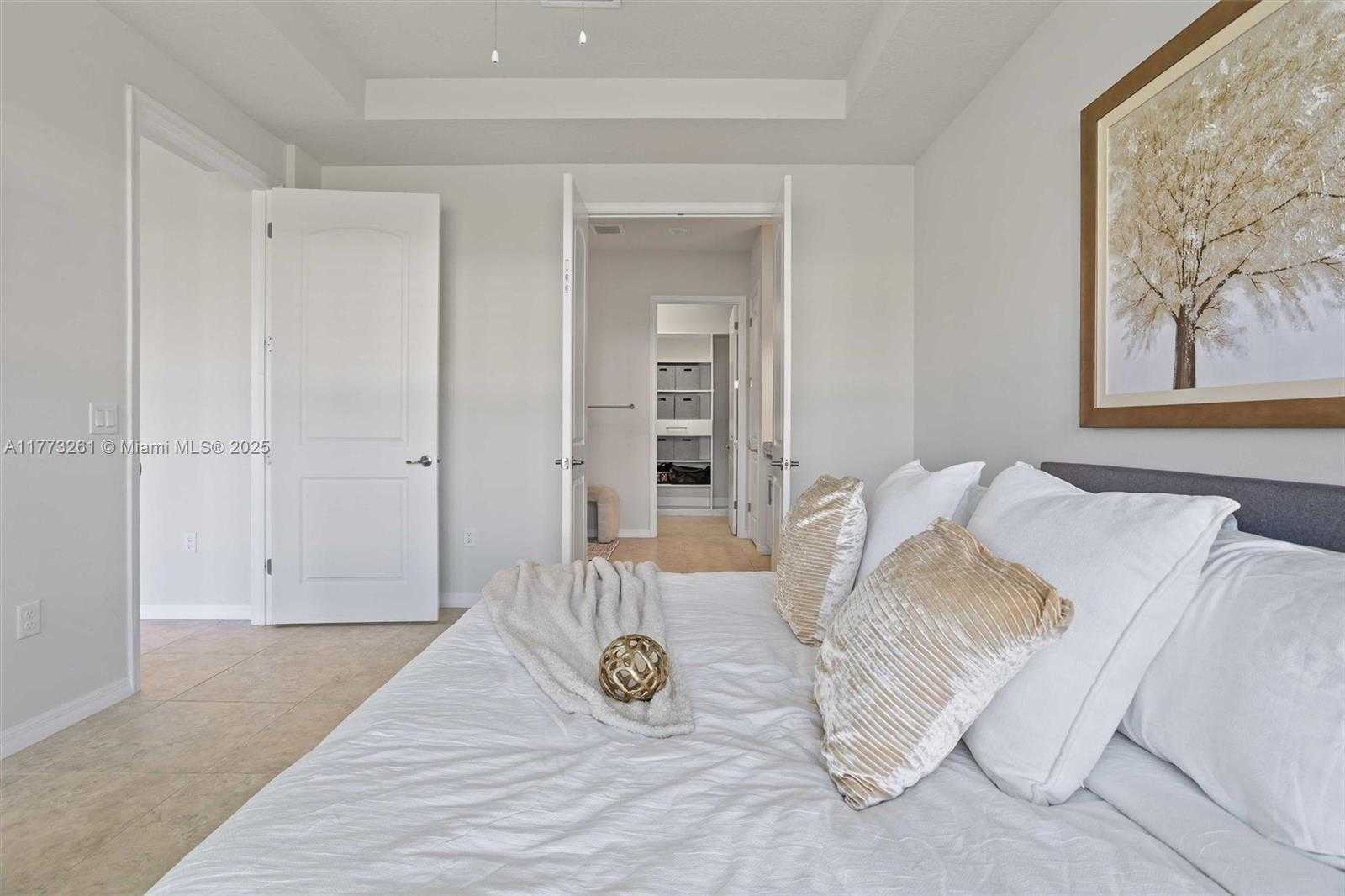 Small Image of 21824 CANADENSIS CIR #102, Boca Raton Number 21