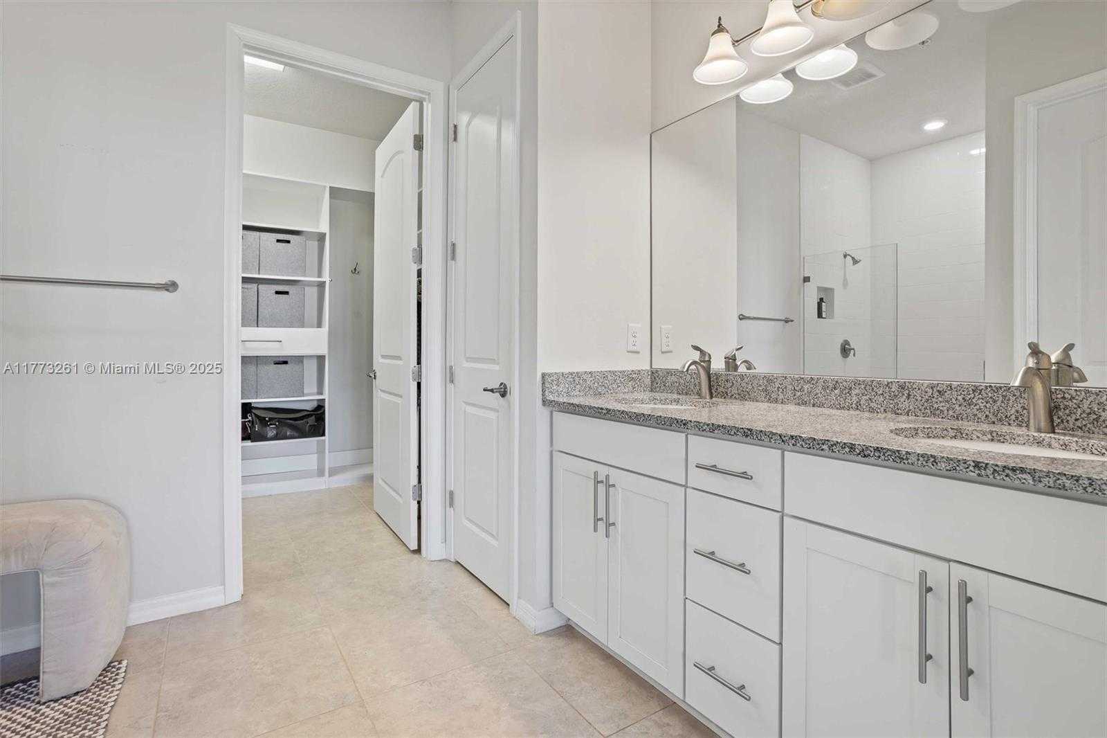 Small Image of 21824 CANADENSIS CIR #102, Boca Raton Number 22