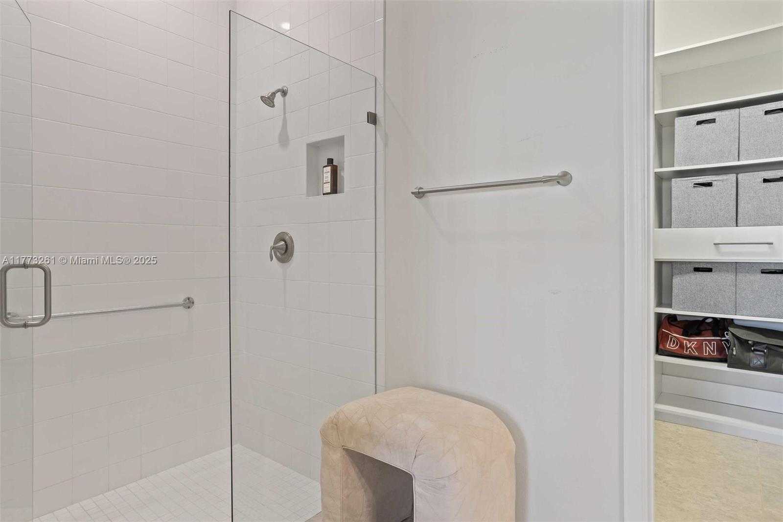 Small Image of 21824 CANADENSIS CIR #102, Boca Raton Number 23