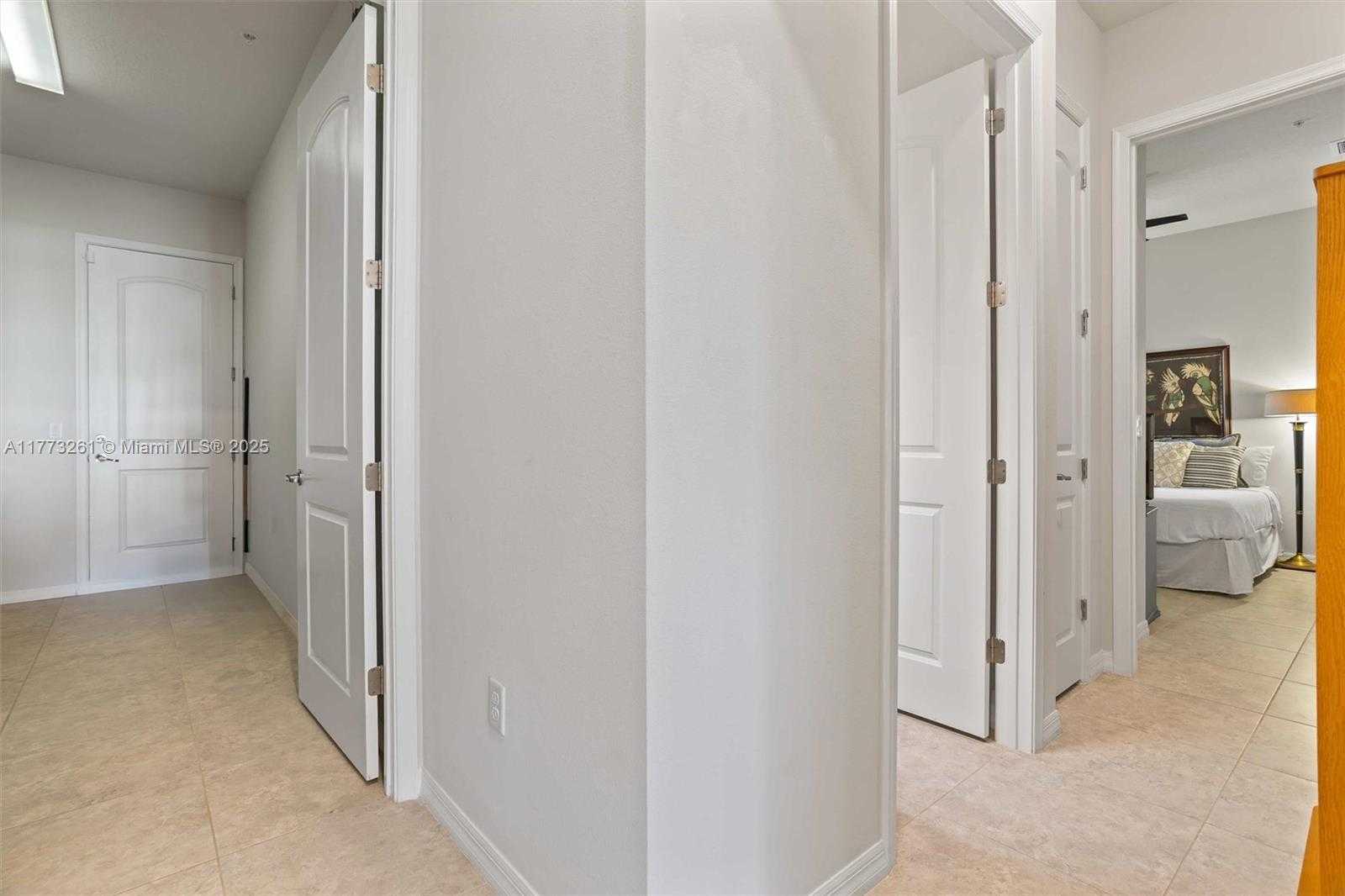 Small Image of 21824 CANADENSIS CIR #102, Boca Raton Number 30