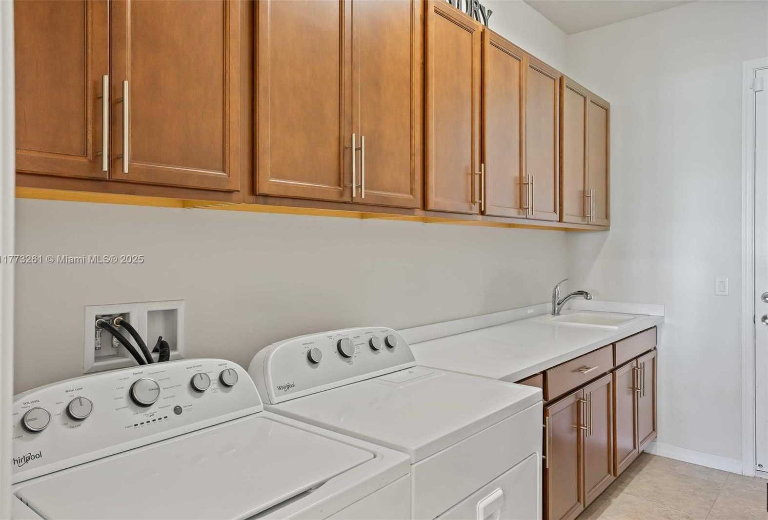Small Image of 21824 CANADENSIS CIR #102, Boca Raton Number 31