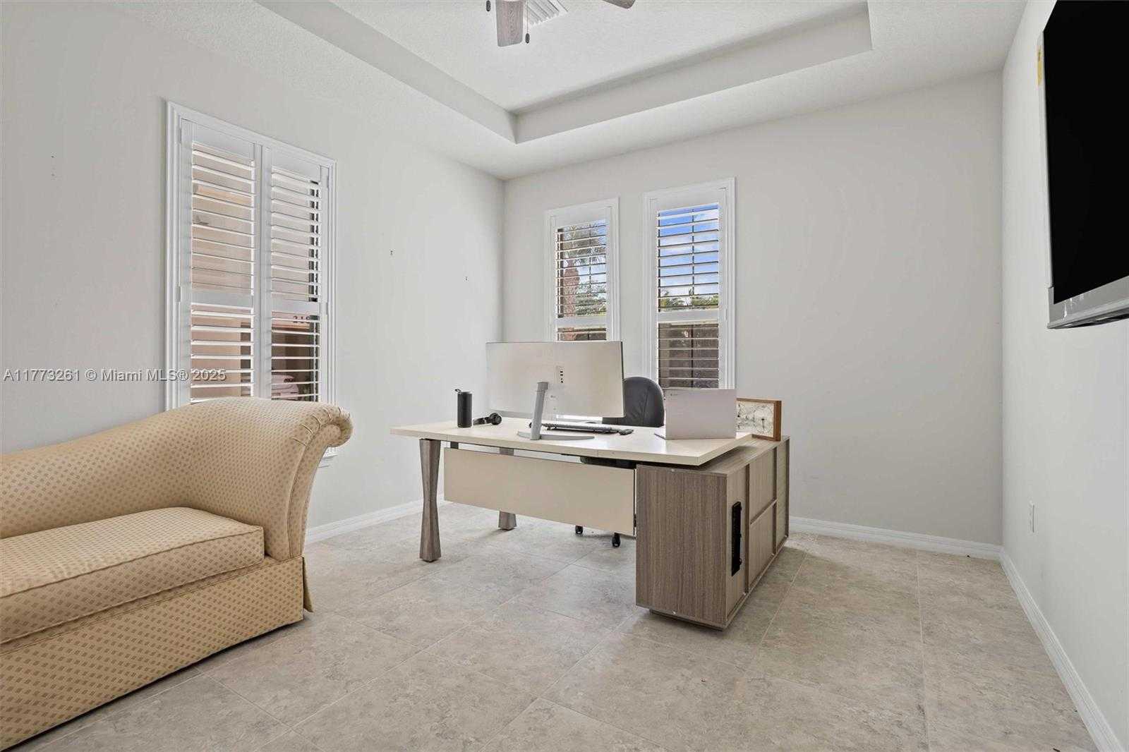 Small Image of 21824 CANADENSIS CIR #102, Boca Raton Number 32