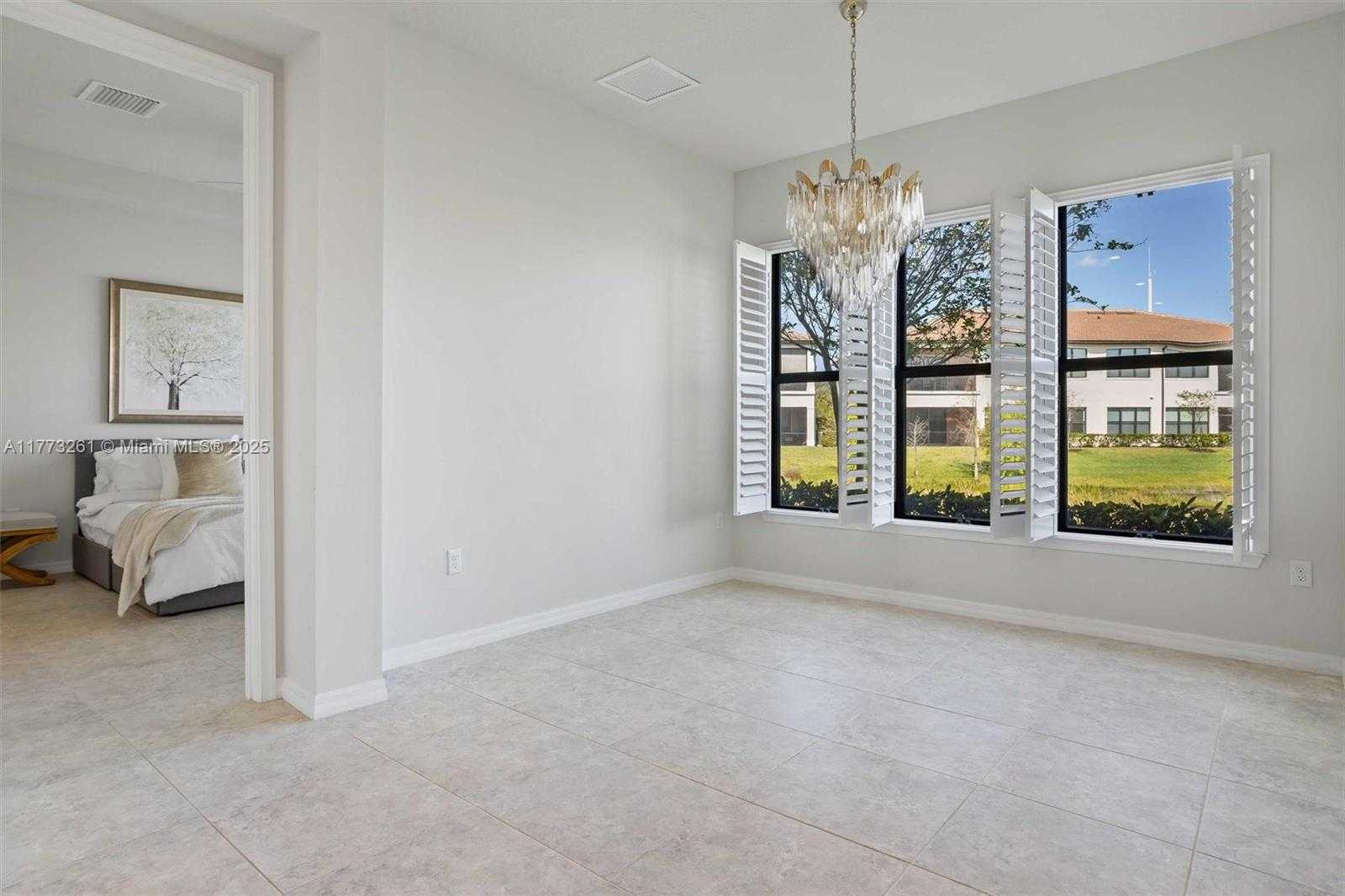 Small Image of 21824 CANADENSIS CIR #102, Boca Raton Number 44