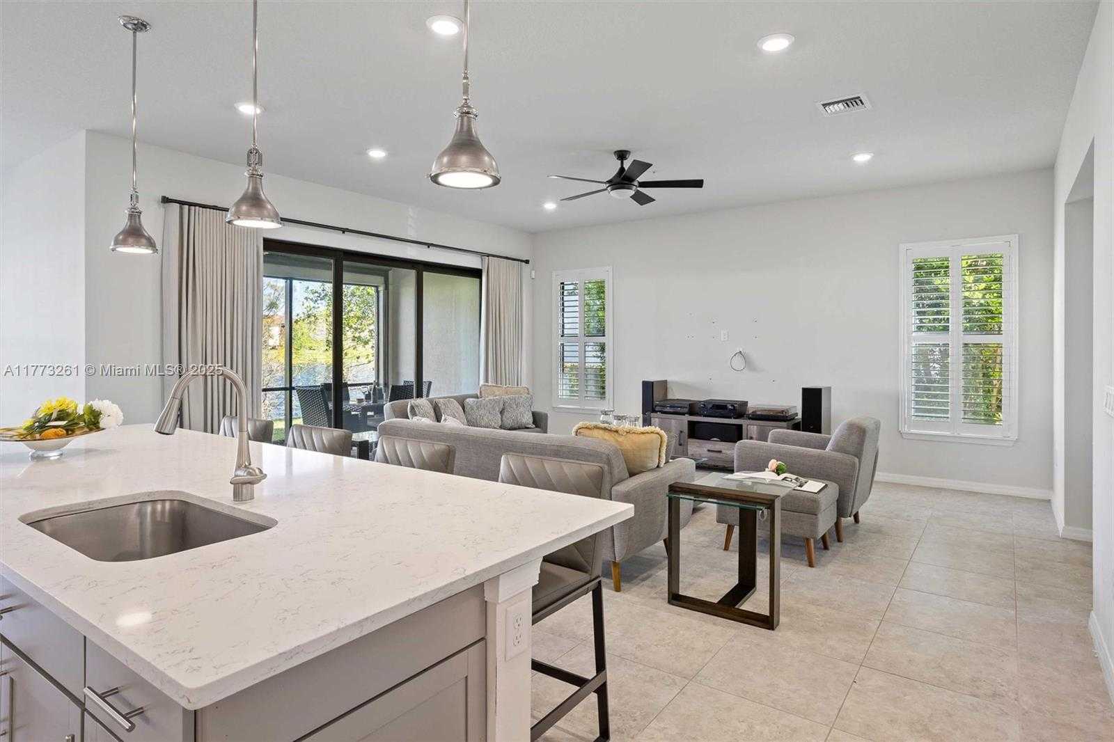 Small Image of 21824 CANADENSIS CIR #102, Boca Raton Number 9