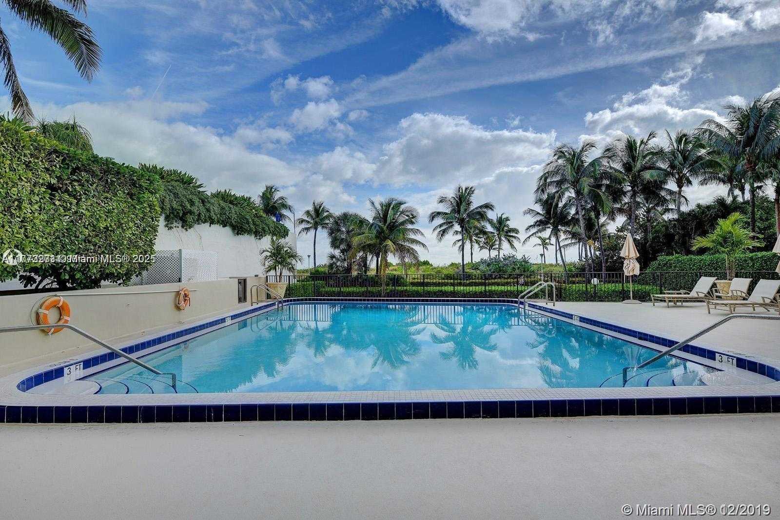 Small Image of 1623 COLLINS AVE #520, Miami Beach Number 17