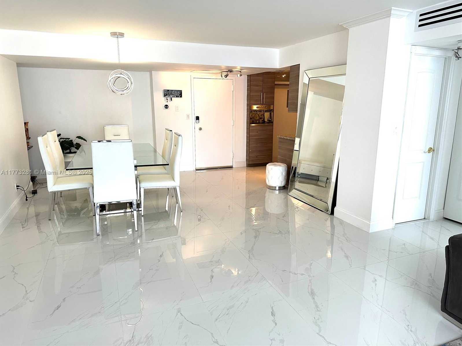 Small Image of 427 GOLDEN ISLES DR #5G, Hallandale Beach Number 2