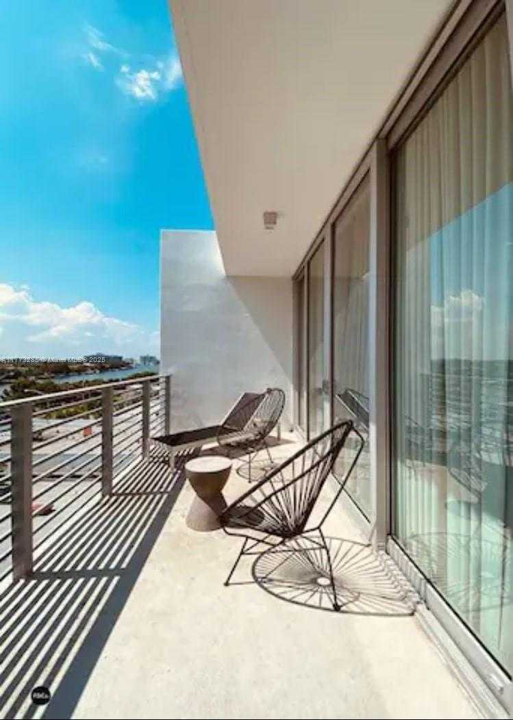 Small Image of 6080 COLLINS AVENUE #PH09, Miami Beach Number 10