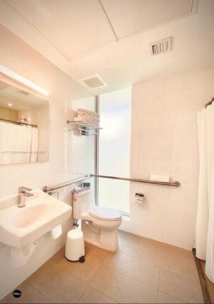Small Image of 6080 COLLINS AVENUE #PH09, Miami Beach Number 16