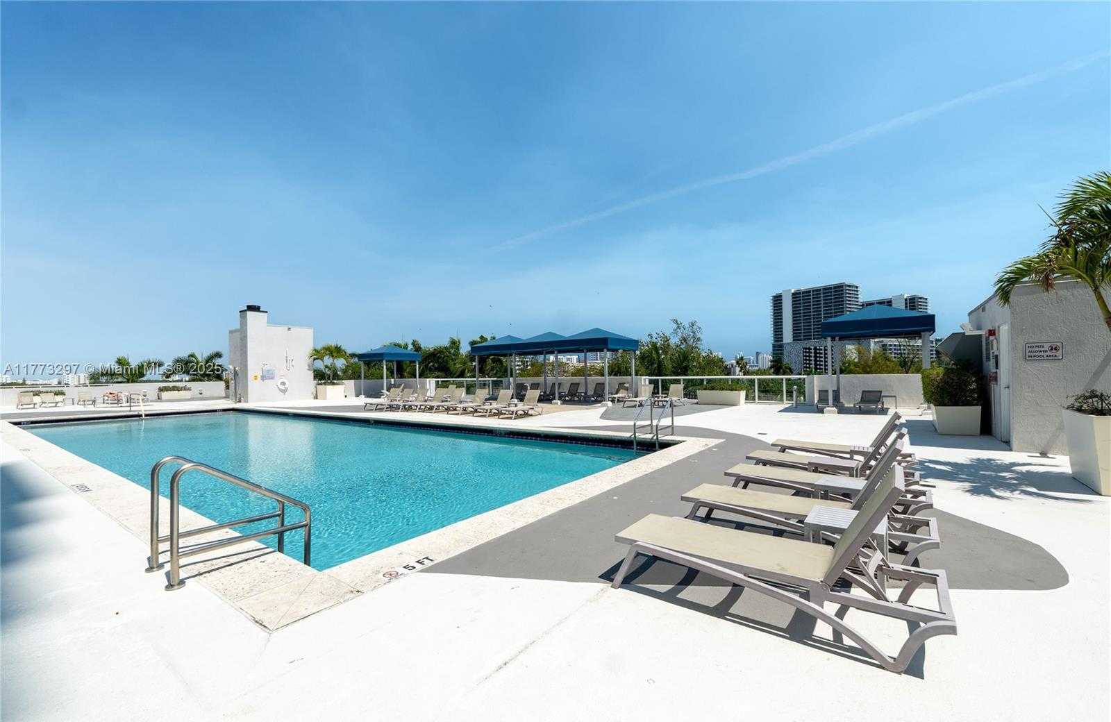 Small Image of 1861 NORTH WEST S RIVER DR #1904, Miami Number 12