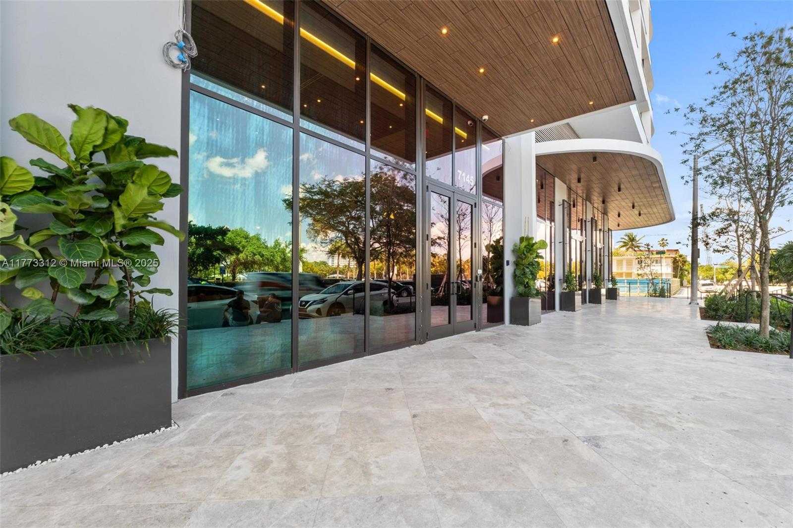 Small Image of 580 72ND #704, Miami Beach Number 3