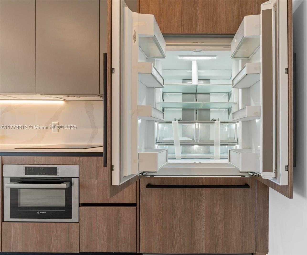 Small Image of 580 72ND #704, Miami Beach Number 8