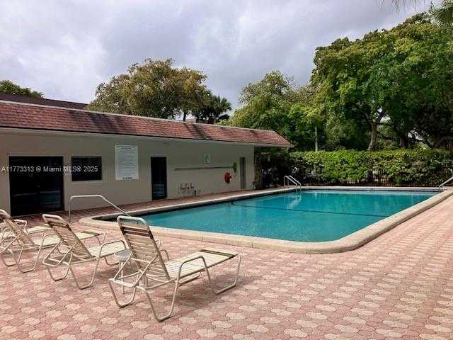 Small Image of 6700 CYPRESS RD #207, Plantation Number 13