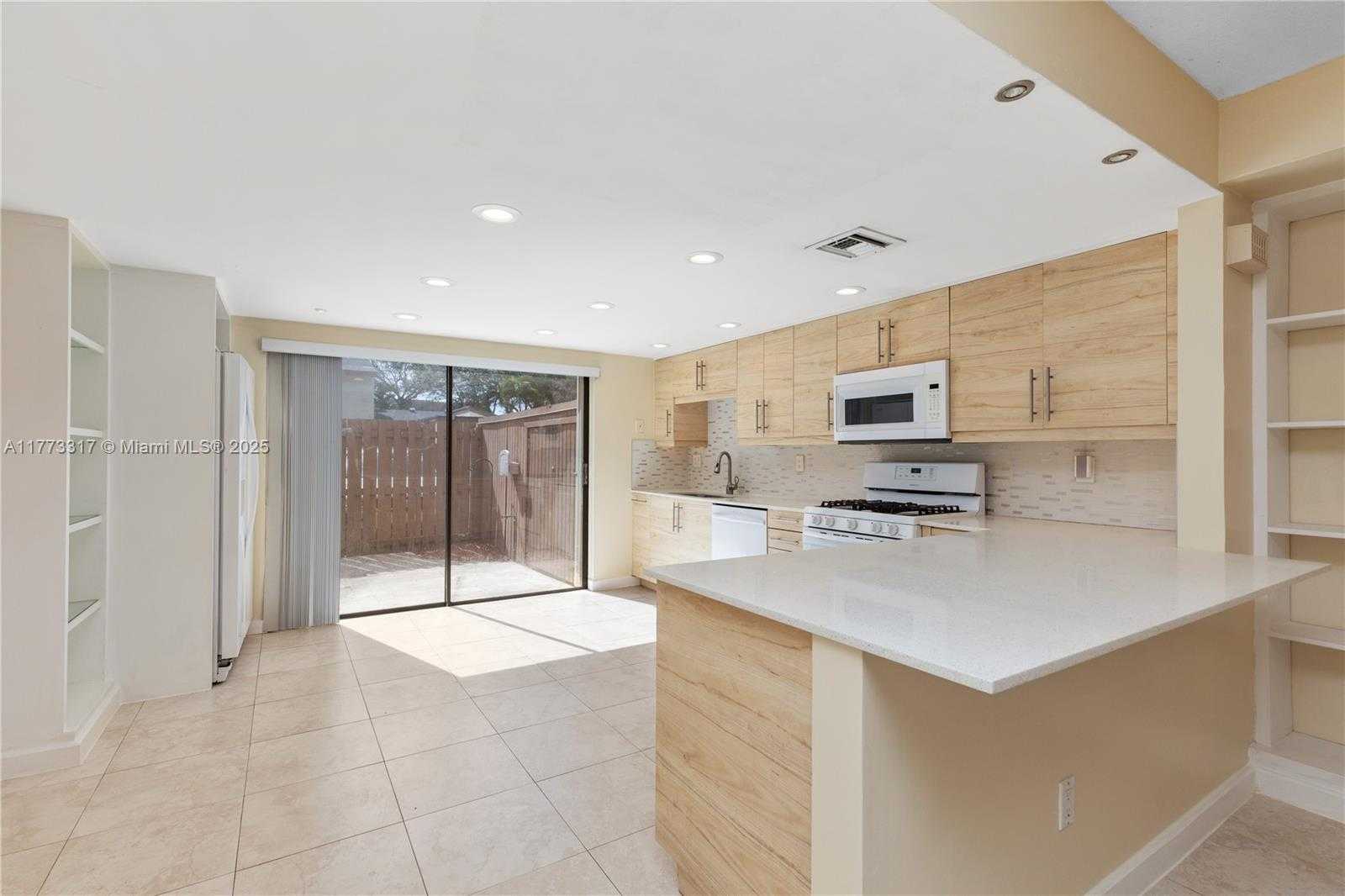 Small Image of 11466 SOUTH WEST 109TH RD #42X, Miami Number 31