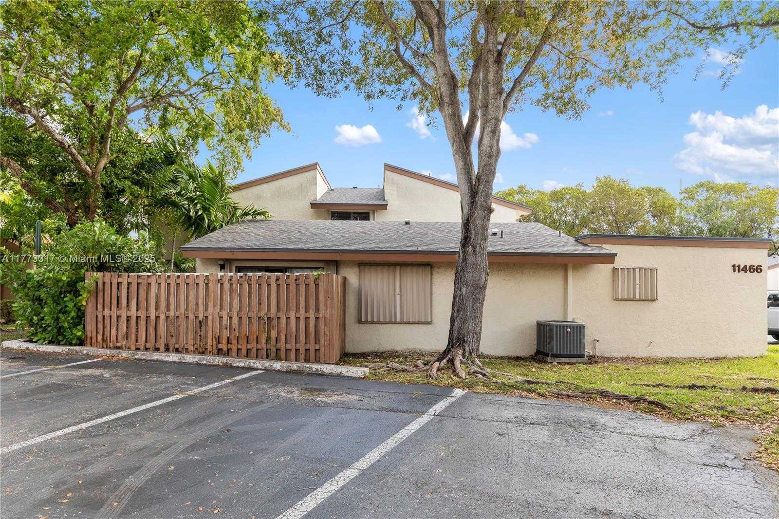 Small Image of 11466 SOUTH WEST 109TH RD #42X, Miami Number 43