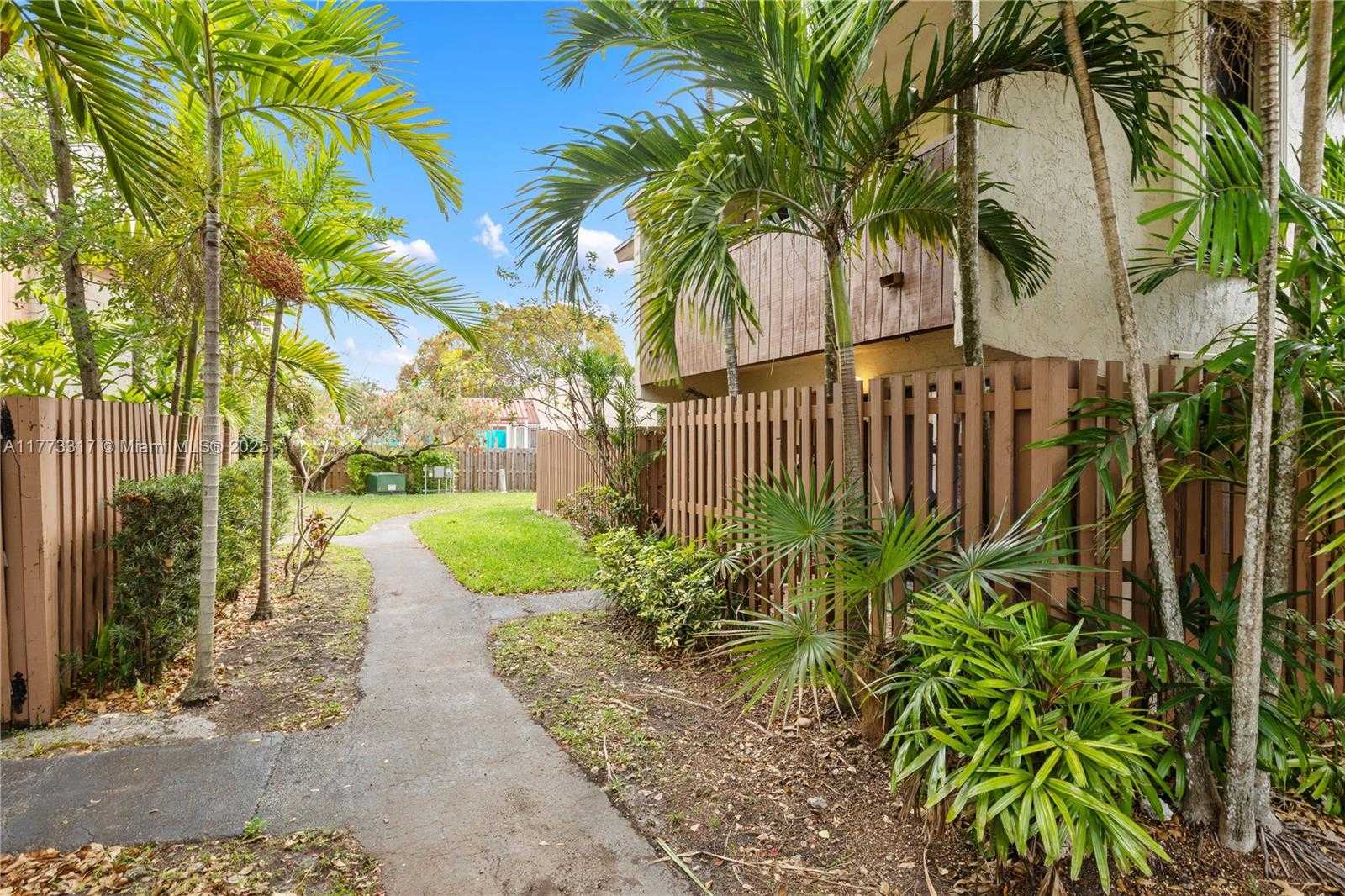 Small Image of 11466 SOUTH WEST 109TH RD #42X, Miami Number 44