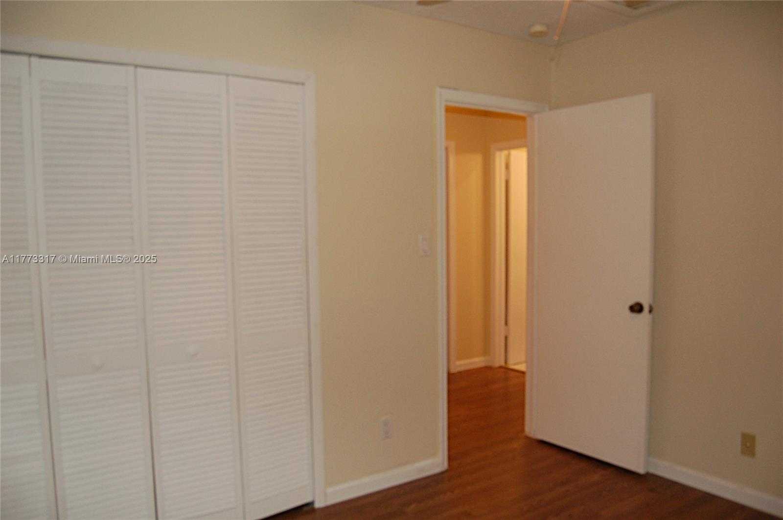 Small Image of 11466 SOUTH WEST 109TH RD #42X, Miami Number 45