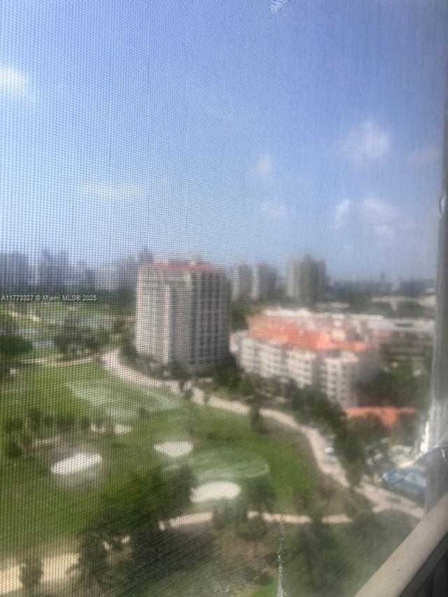 Small Image of 20335 WEST COUNTRY CLUB DR #2106, Aventura Number 17