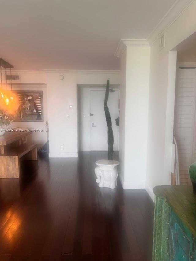 Small Image of 20335 WEST COUNTRY CLUB DR #2106, Aventura Number 20