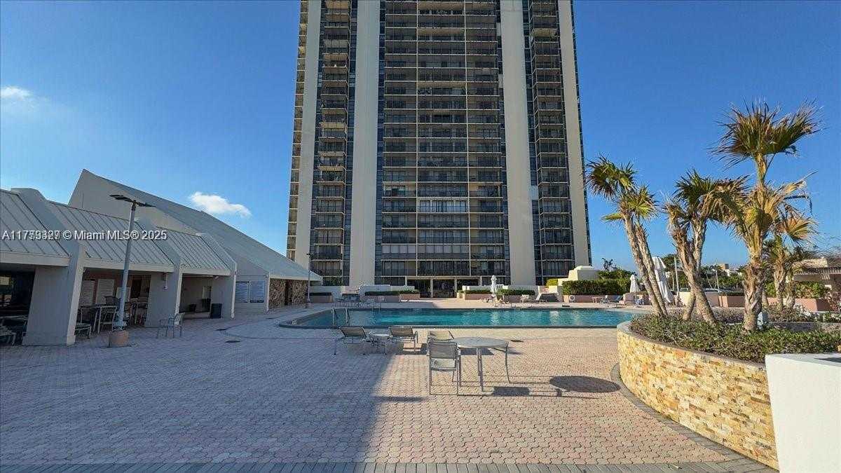 Small Image of 20335 WEST COUNTRY CLUB DR #2106, Aventura Number 3