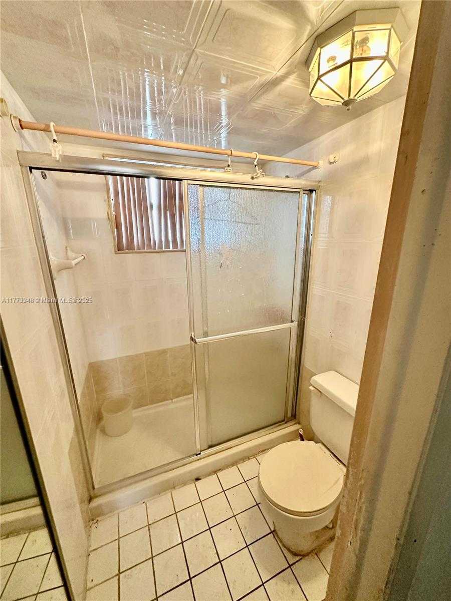 Small Image of 1893 SOUTH OCEAN DR #601, Hallandale Beach Number 13
