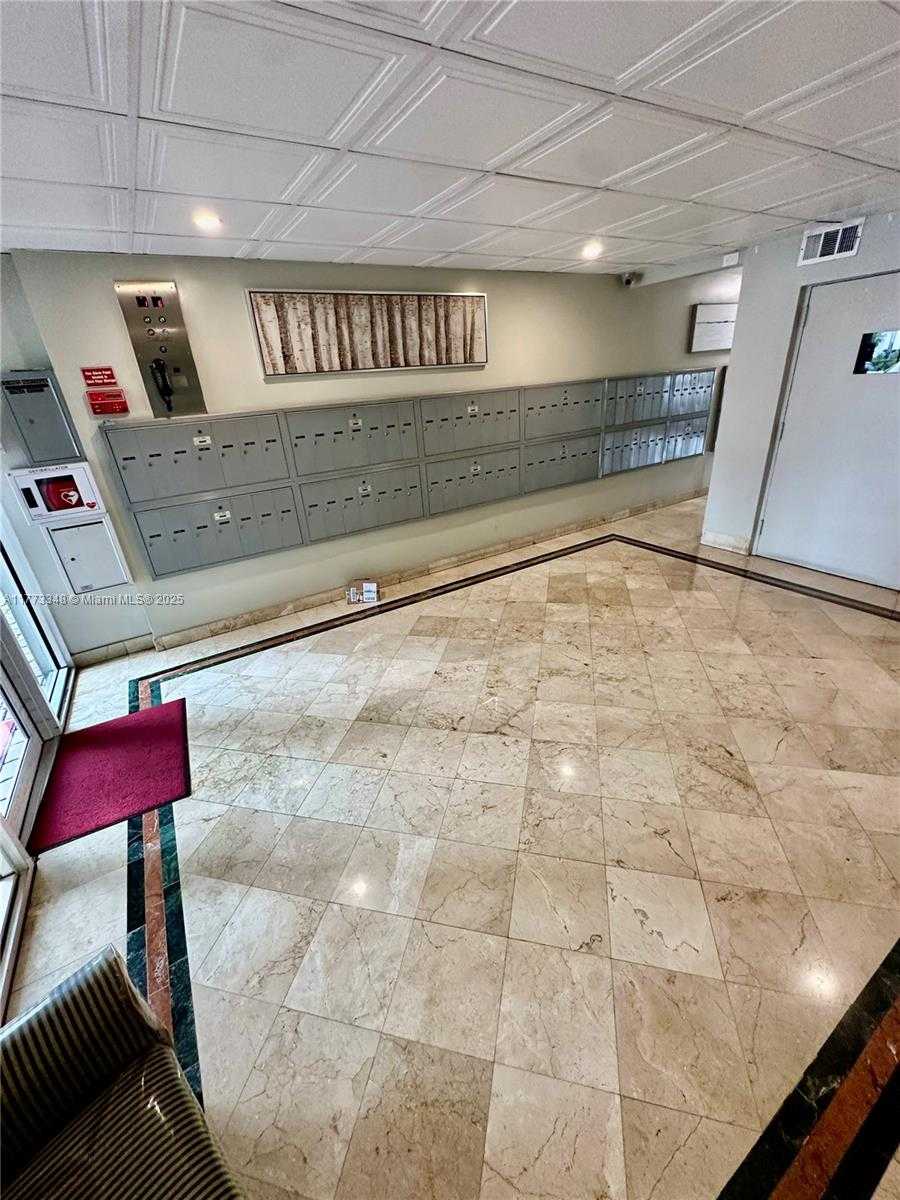 Small Image of 1893 SOUTH OCEAN DR #601, Hallandale Beach Number 4