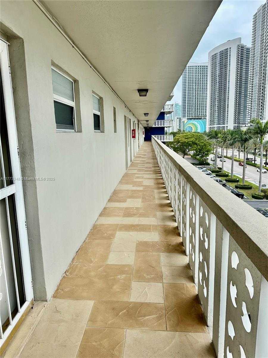 Small Image of 1893 SOUTH OCEAN DR #601, Hallandale Beach Number 8