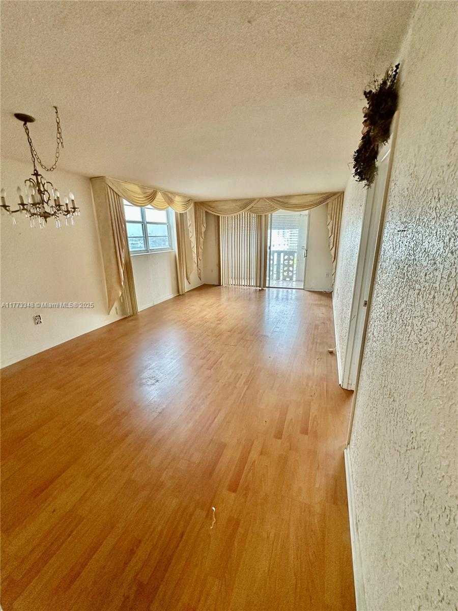 Small Image of 1893 SOUTH OCEAN DR #601, Hallandale Beach Number 9